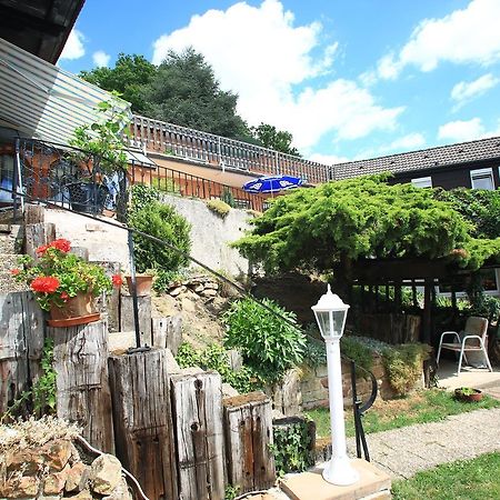 Hotel Pension Weinberg mit Landhaus Nizza Gleisweiler Exterior foto